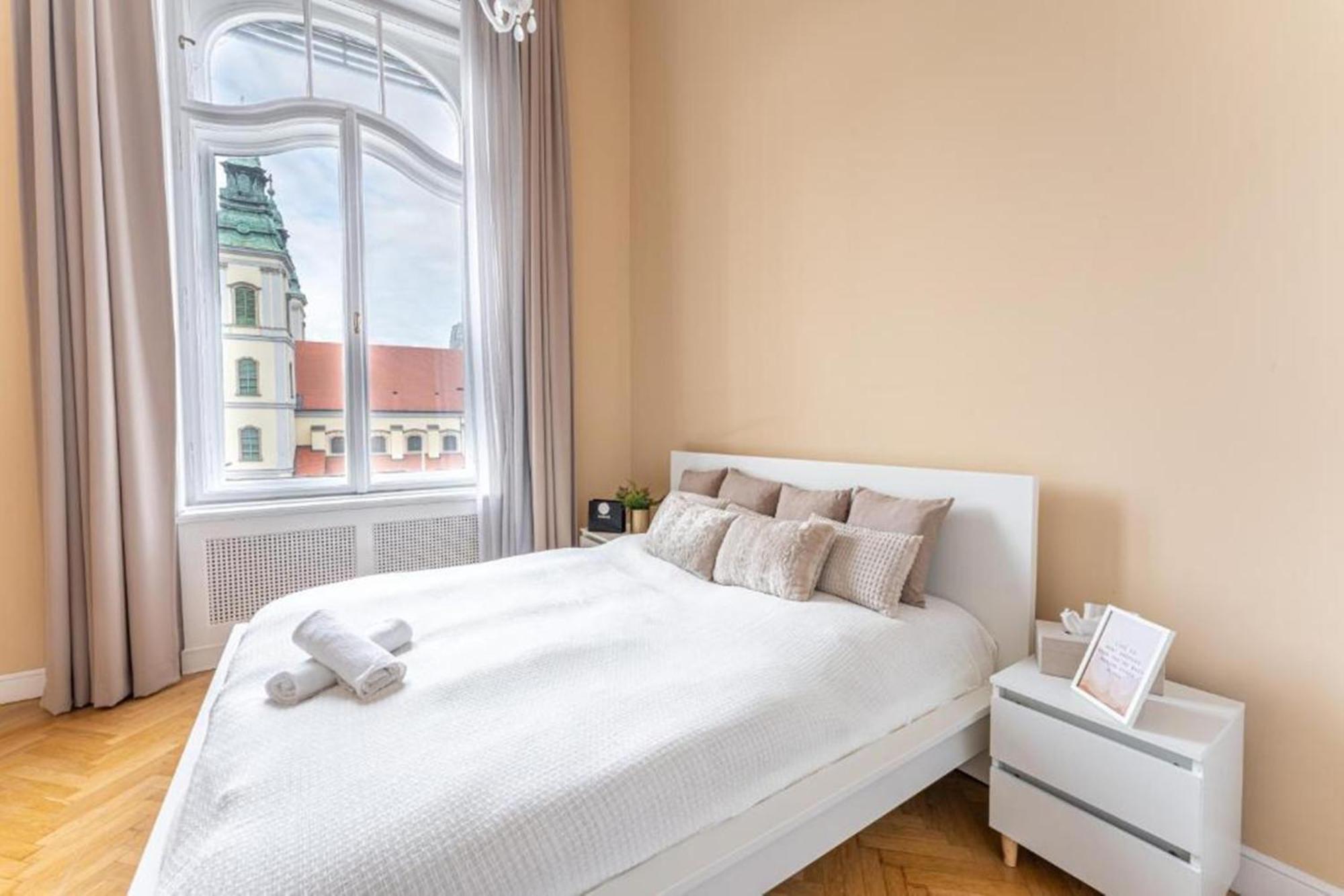 City Hotel Matyas Budapeste Exterior foto